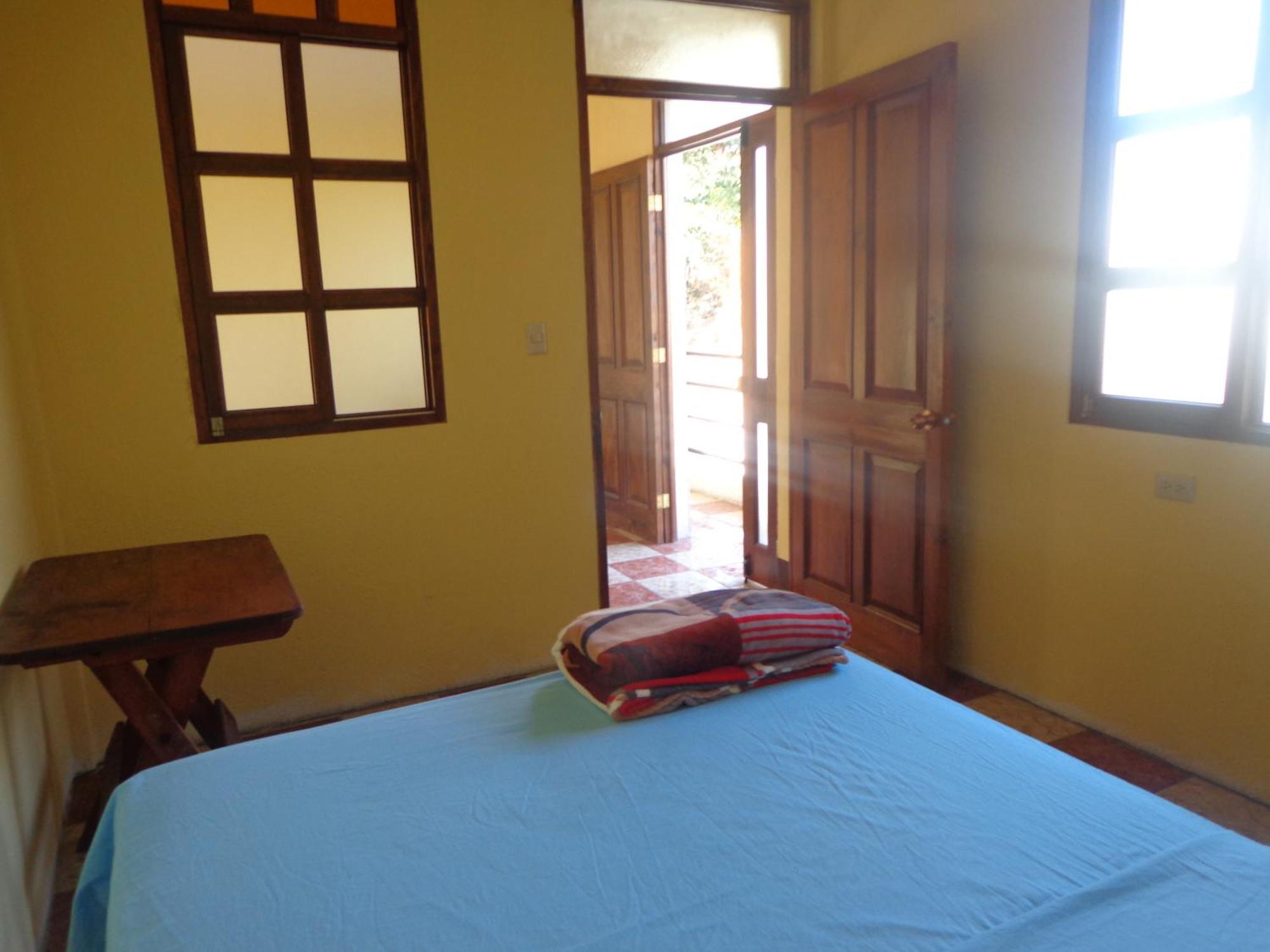 Hotel Don Chema San Pedro La Laguna Exteriör bild