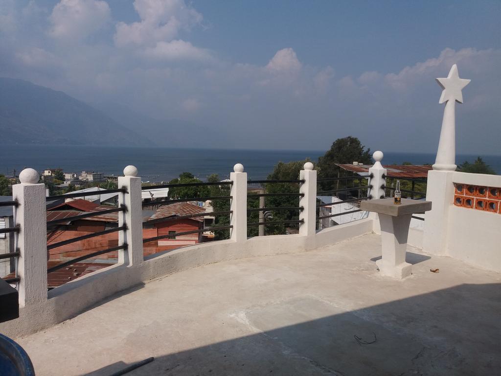 Hotel Don Chema San Pedro La Laguna Exteriör bild