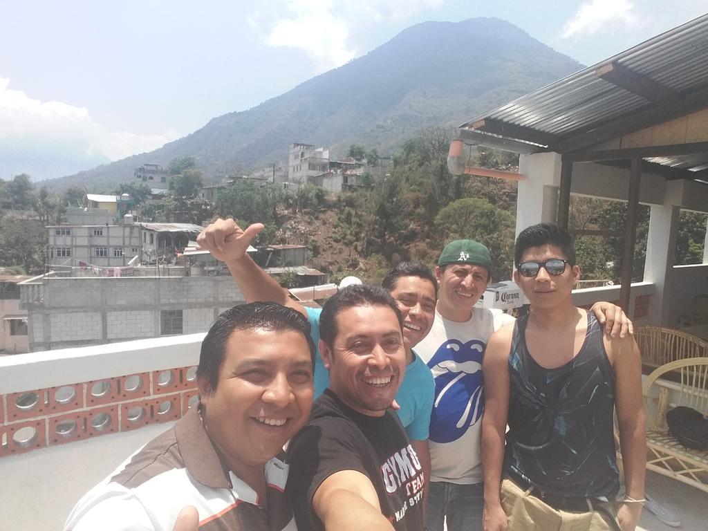 Hotel Don Chema San Pedro La Laguna Exteriör bild